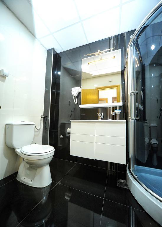 Garni Uni Elita Lux Hotel Ni 客房 照片