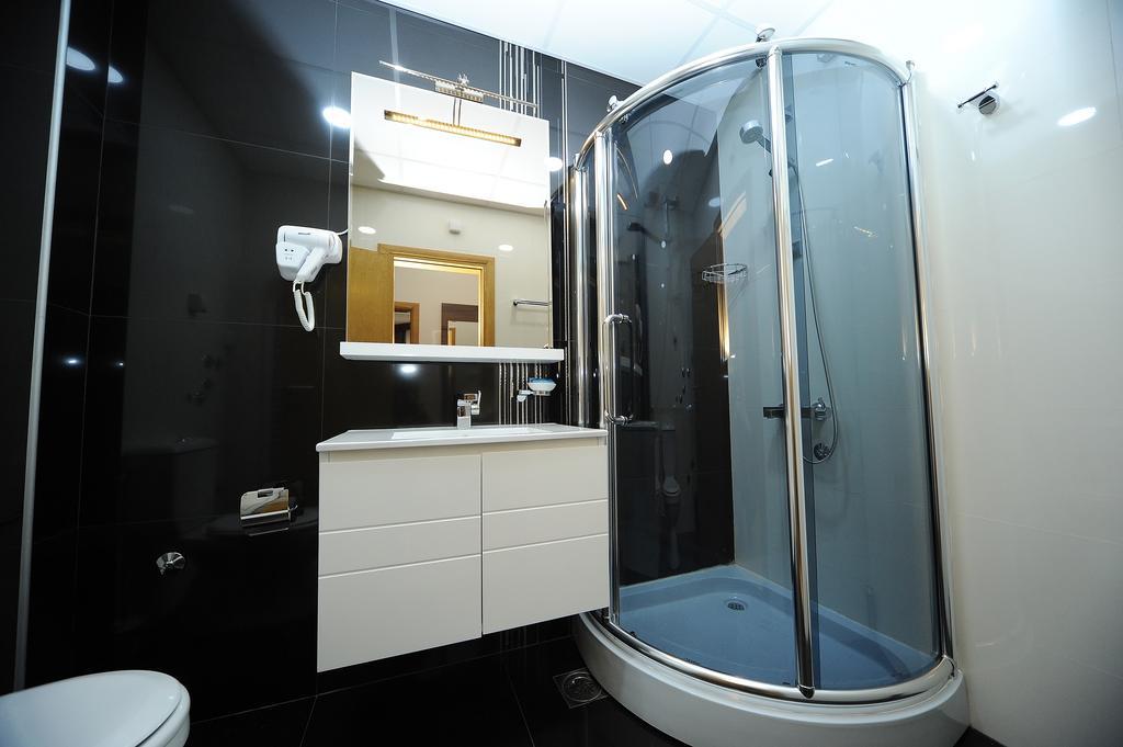 Garni Uni Elita Lux Hotel Ni 客房 照片