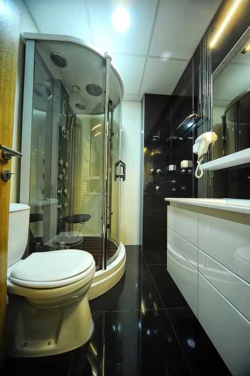 Garni Uni Elita Lux Hotel Ni 客房 照片