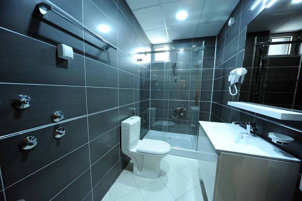Garni Uni Elita Lux Hotel Ni 客房 照片